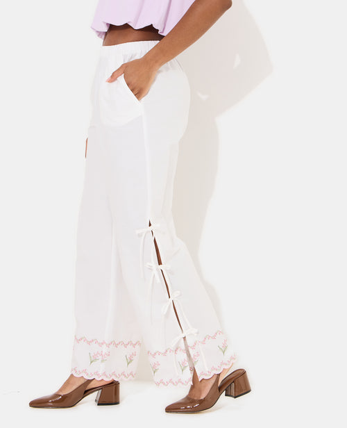 Pantalon avec fleurs points de croix et nouettes - PIMKIE - 2