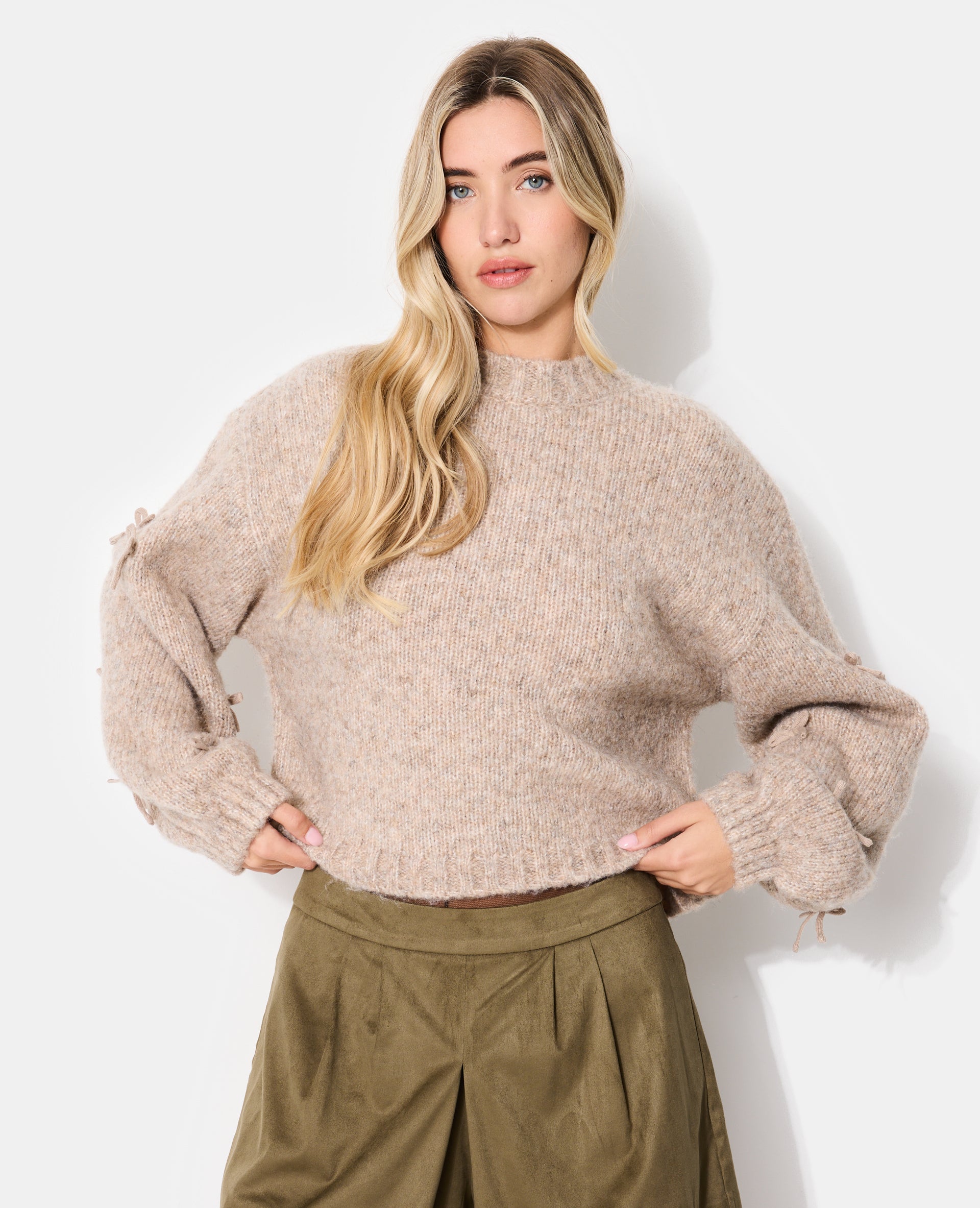 Pull manches amples avec nœuds