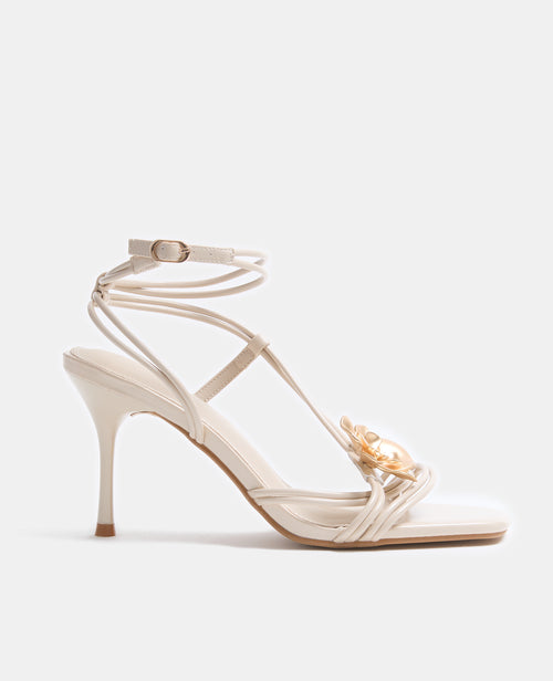 Paire de sandales à talon avec fleur métal - PIMKIE - 1