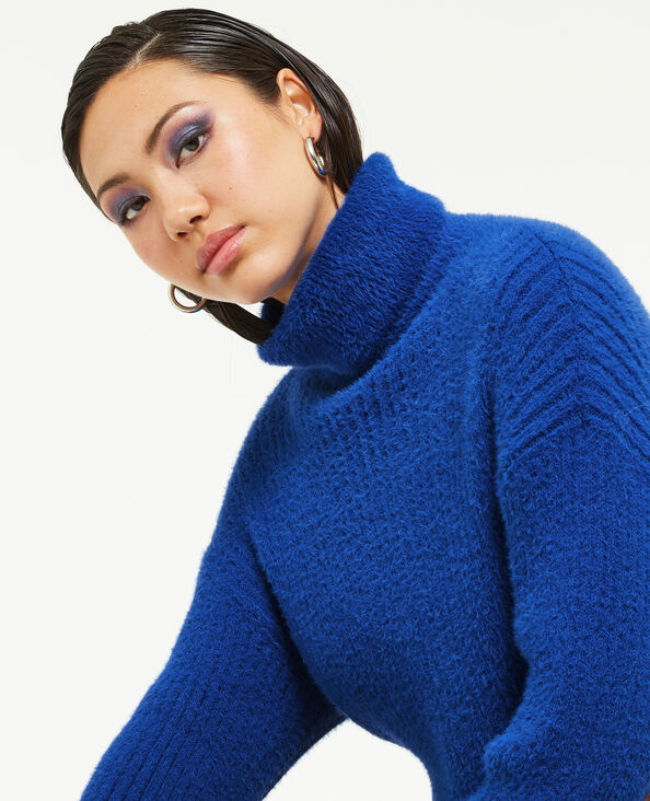Pull court col roulé en maille fluffy  bleu électrique - Pimkie