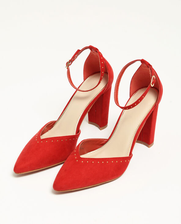 Escarpins a clous