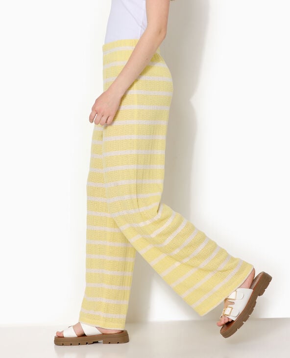 Pantalon droit en maille fantaisie rayée jaune - Pimkie