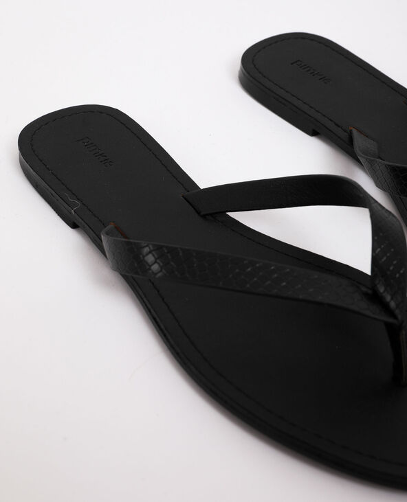 Tongs en faux cuir noir - Pimkie
