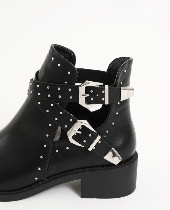 Boots clout es