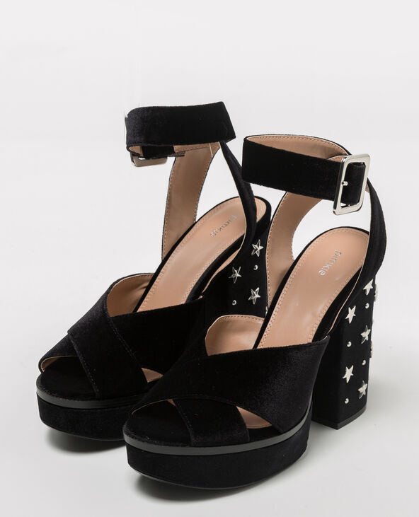 Sandales à plateau velours clouté noir - Pimkie