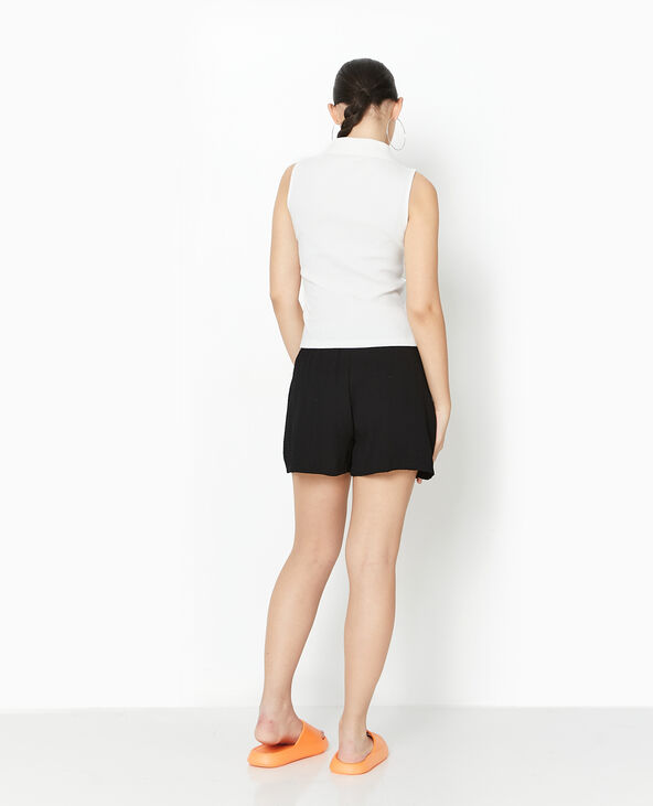 Short en tissu gaufré noir - Pimkie
