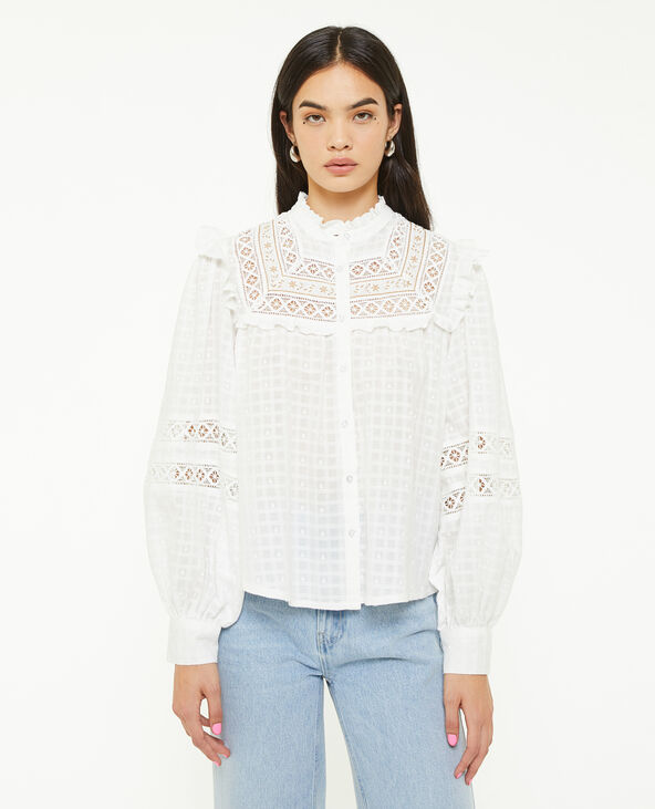 Blouse boutonnée avec dentelle et volants blanc - Pimkie