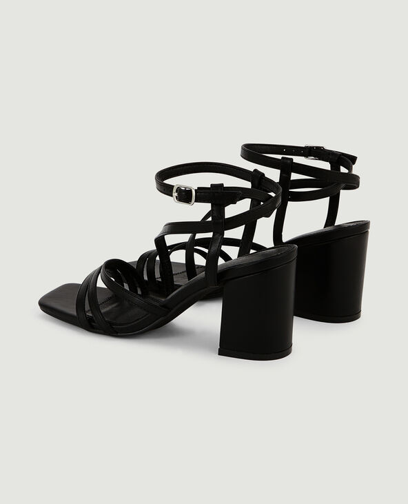 Sandales bouts carrés avec brides noir - Pimkie