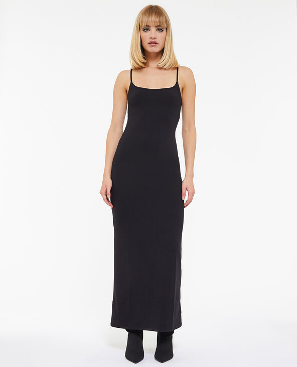 Robe longue avec fines bretelles