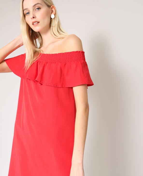 Robe col bardot rouge 2025