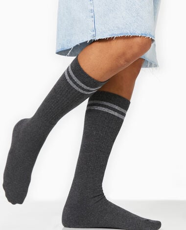 Paire de chaussettes avec bandes lurex gris foncé - Pimkie