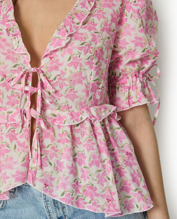 Blouse avec nouettes et volants motif fleurs rose - Pimkie