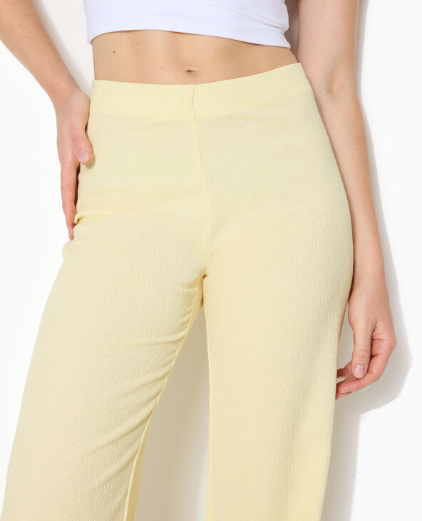 Pantalon large et fluide en tissu effet froissé Jaune pâle - Pimkie