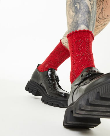 Paire de chaussettes en maille ajourée avec lurex rouge - Pimkie