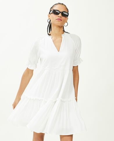 Robe courte avec dentelle et volants blanc - Pimkie