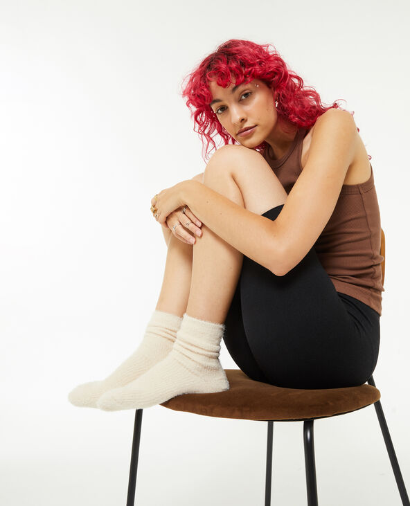 Paire de chaussettes en maille poilue et douce beige - Pimkie