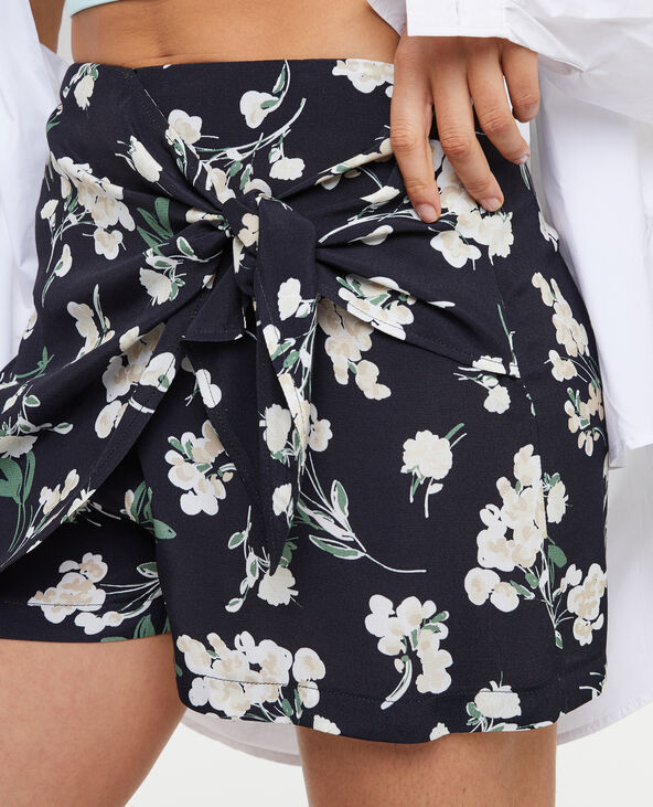 Jupe-short en tissu fluide motif fleurs noir - Pimkie
