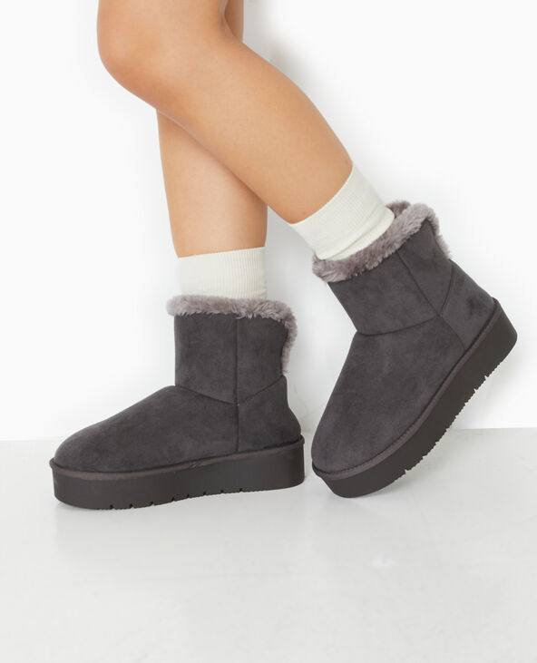 Boots fourrées en suédine gris foncé - Pimkie