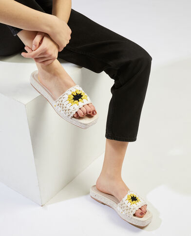 Sandales en crochet fleur brun - Pimkie