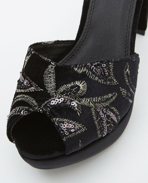 Sandales à plateforme brodées noir - Pimkie