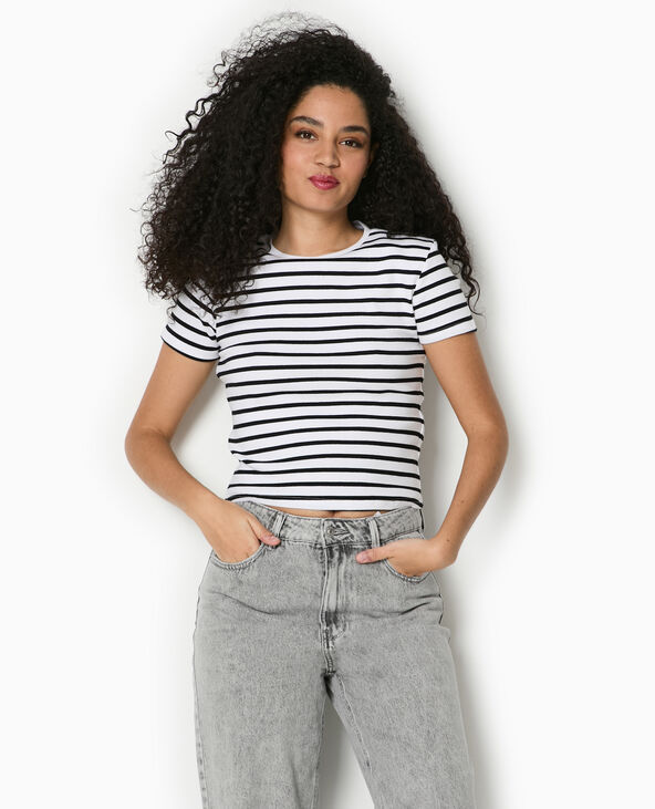 T-shirt court en maille côtelée rayée noir - Pimkie
