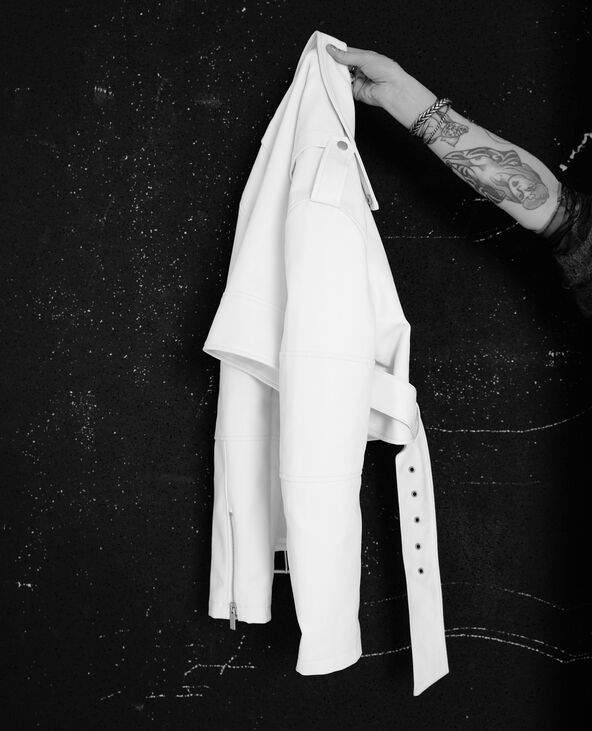 Blouson biker court avec ceinture écru - Pimkie