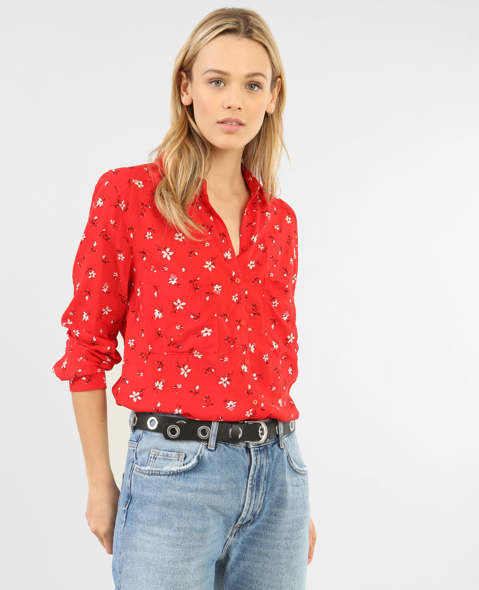 Chemisier rouge fleuri