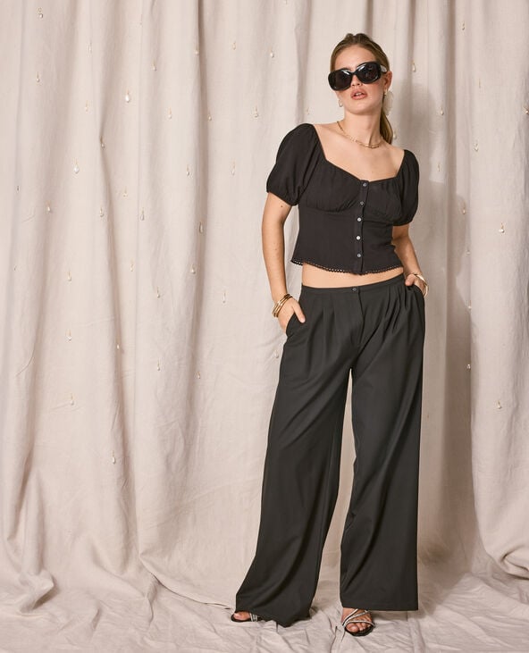 Blouse manches ballons avec finitions croquet noir - Pimkie