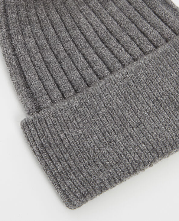 Bonnet à pompon noir - Pimkie