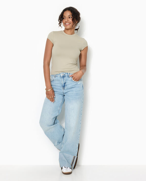 T-shirt ajusté en maille extensible vert kaki - Pimkie