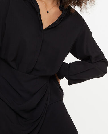 Robe chemise avec effet portefeuille noir - Pimkie