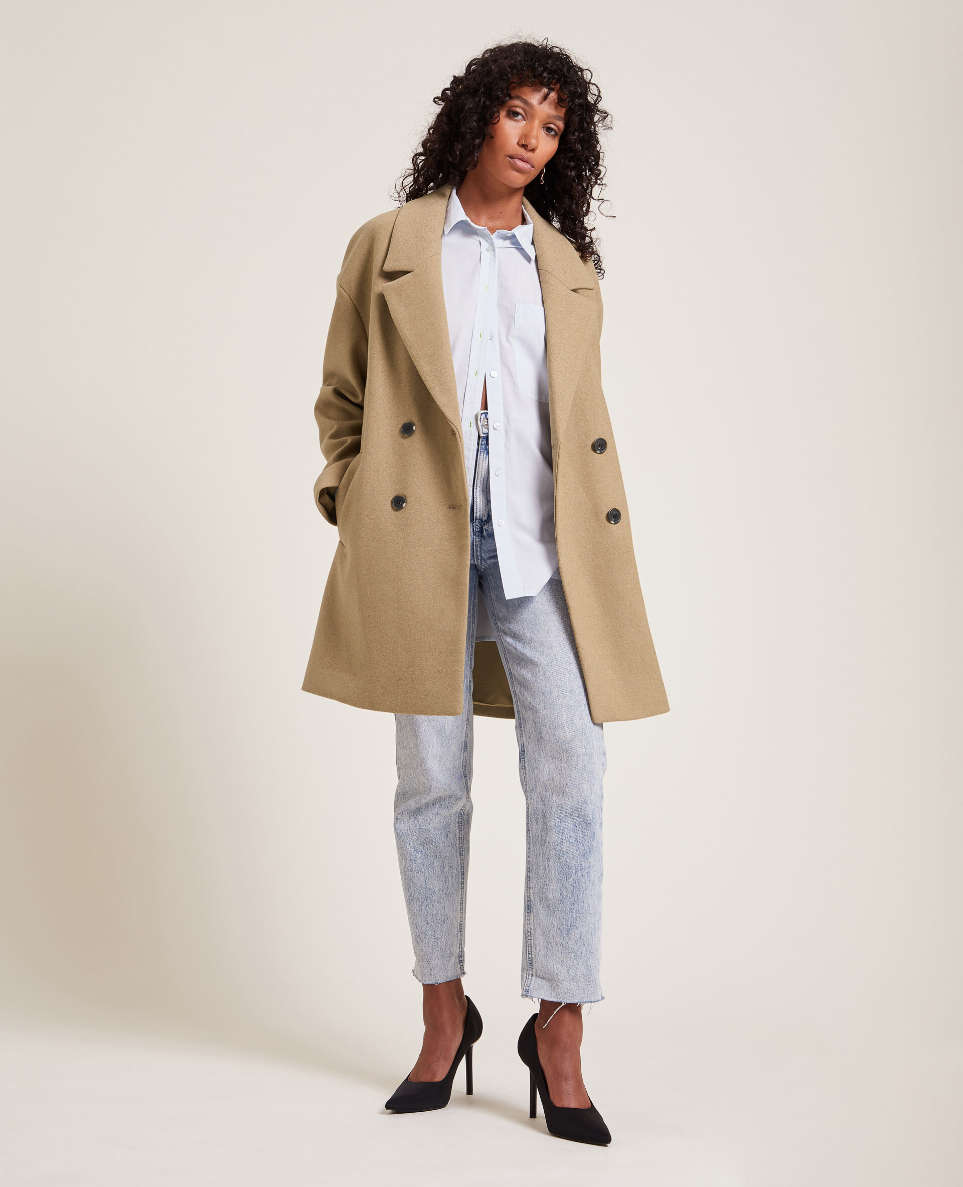 Manteau hiver cintré femme 2025