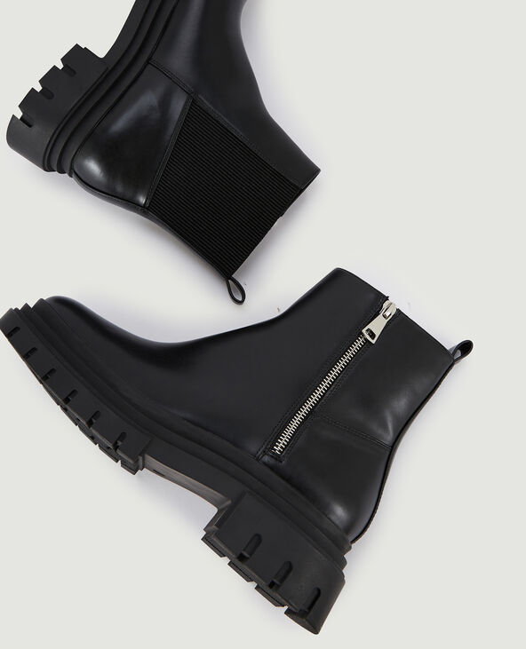 Boots semelles crantées bouts carrés noir - Pimkie