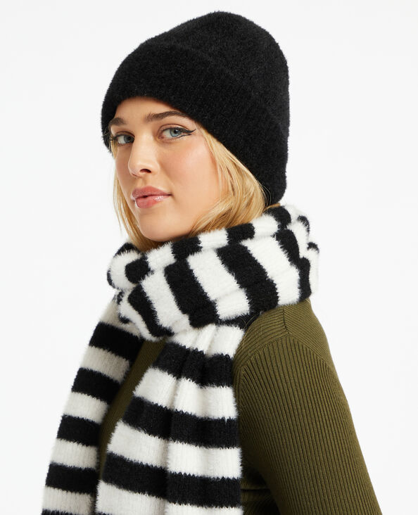 Bonnet en maille fluffy noir - Pimkie