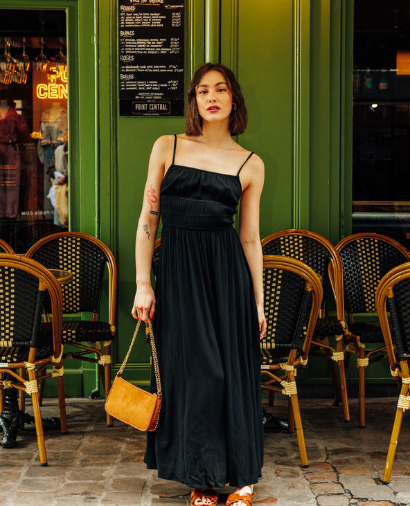 Robe longue à bretelles en tissu froissé noir - Pimkie