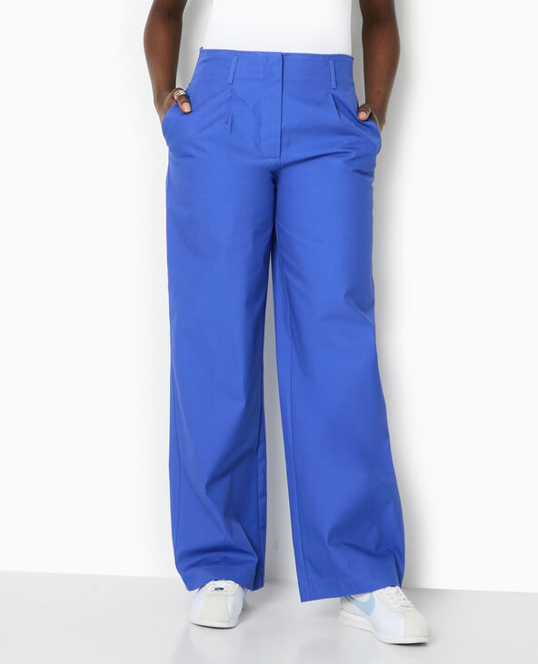 Pantalon en toile taille haute avec pinces bleu marine - Pimkie