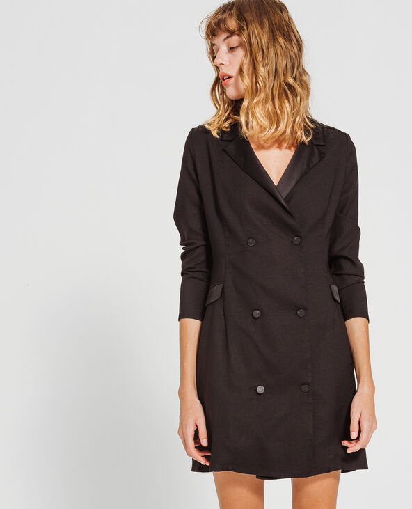 Robe smoking