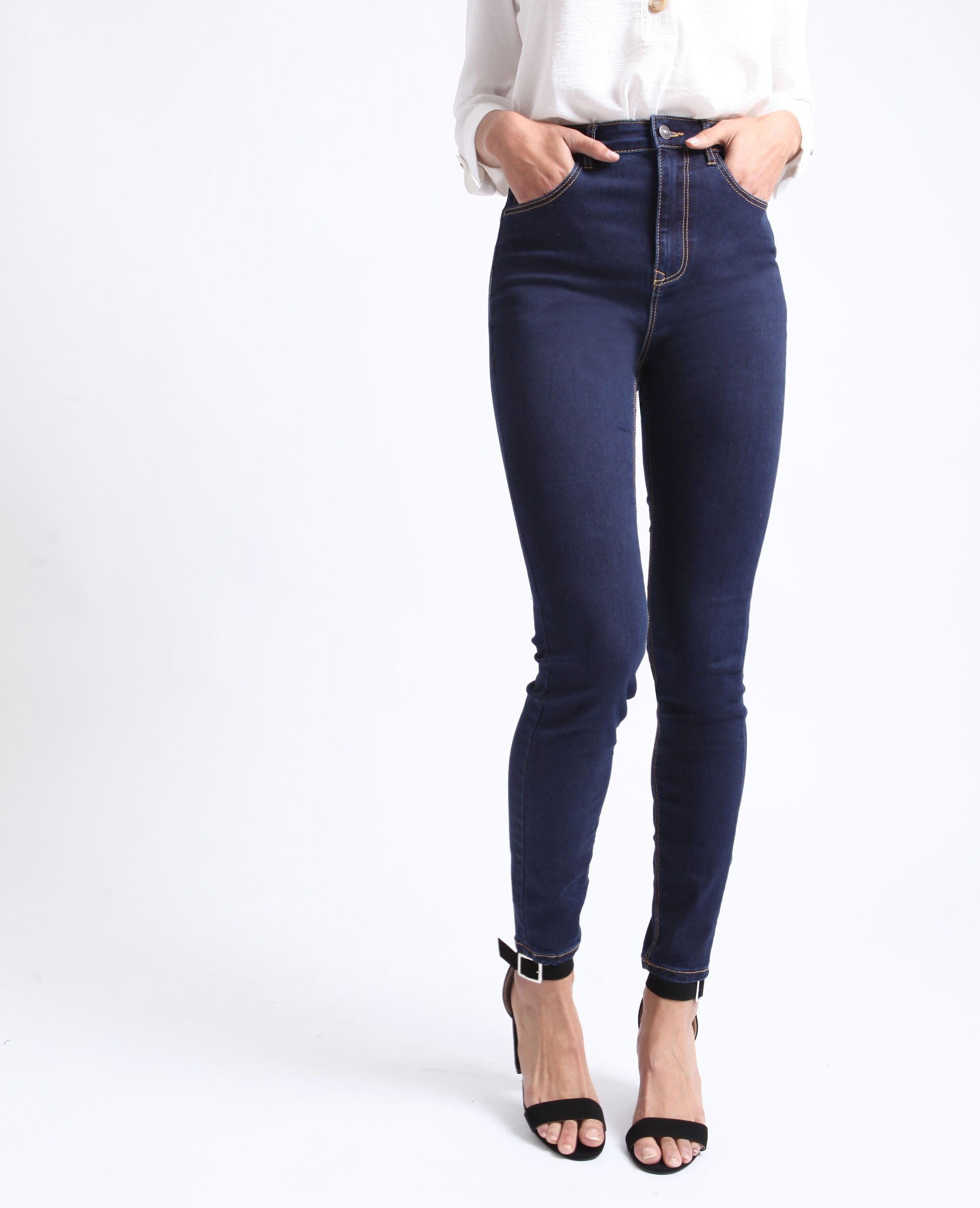 Jean bleu foncé taille haute
