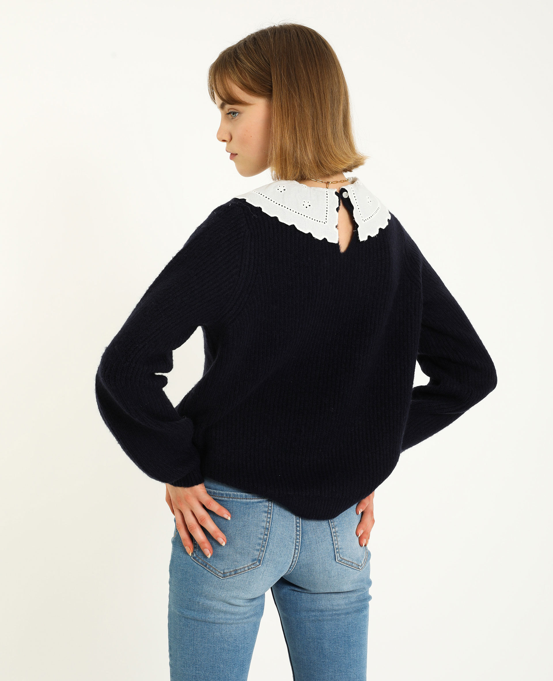 Pull col broderie anglaise