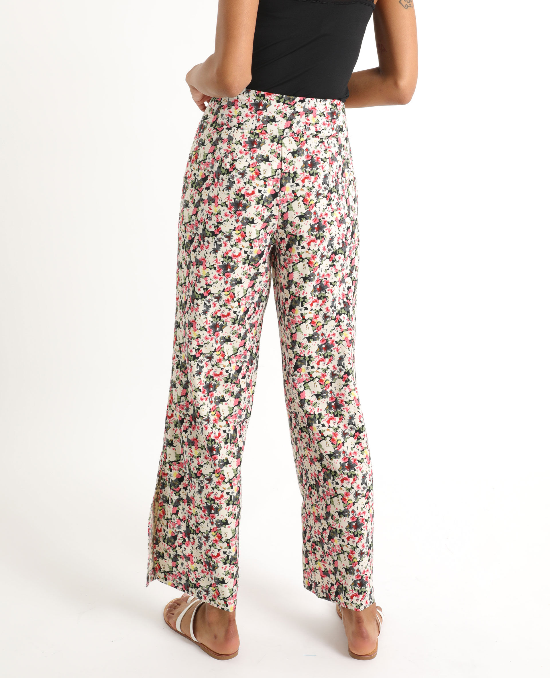 Pantalon fluide à fleurs noir - 140953899E0A | Pimkie