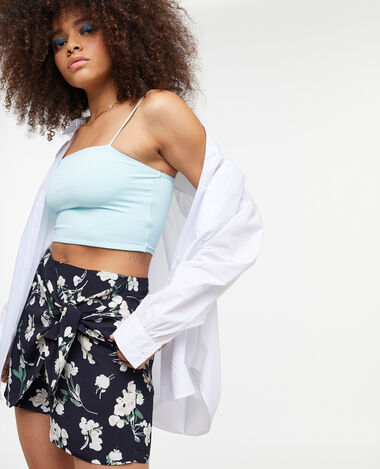 Jupe-short en tissu fluide motif fleurs noir - Pimkie