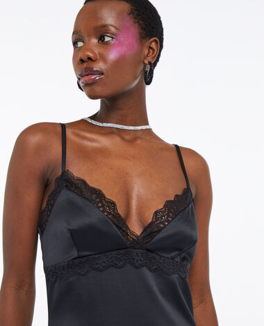 Robe longue en satin avec dentelle noir - Pimkie