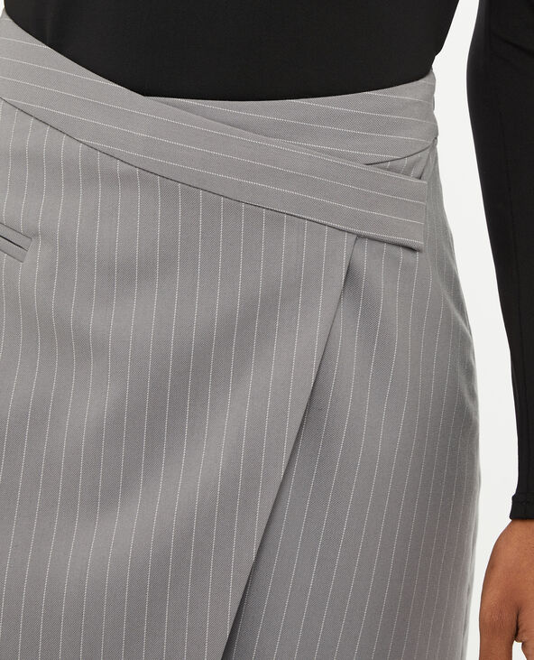 Jupe courte portefeuille gris - Pimkie