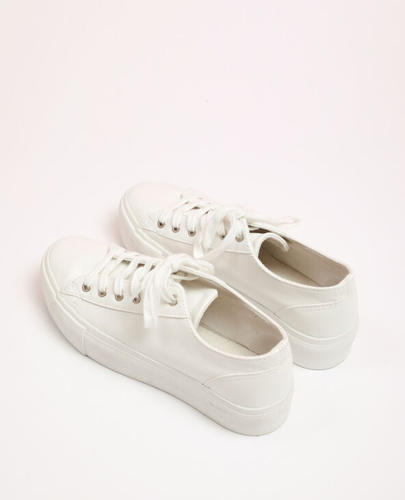 Baskets en faux cuir blanc - Pimkie