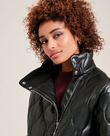 Blouson matelassé en simili cuir noir - Pimkie