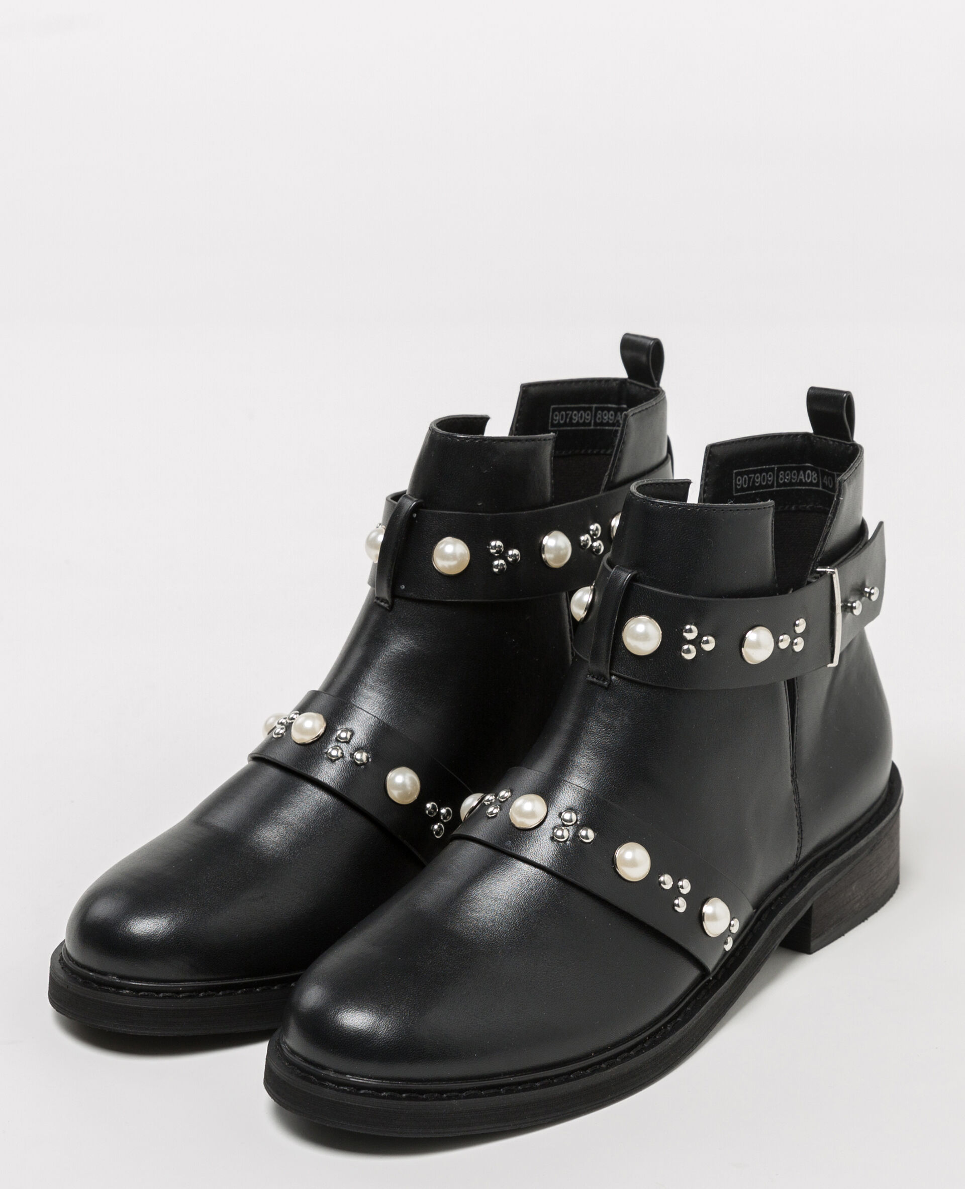 Boots à sangles perles et clous noir - 907909899A08 | Pimkie