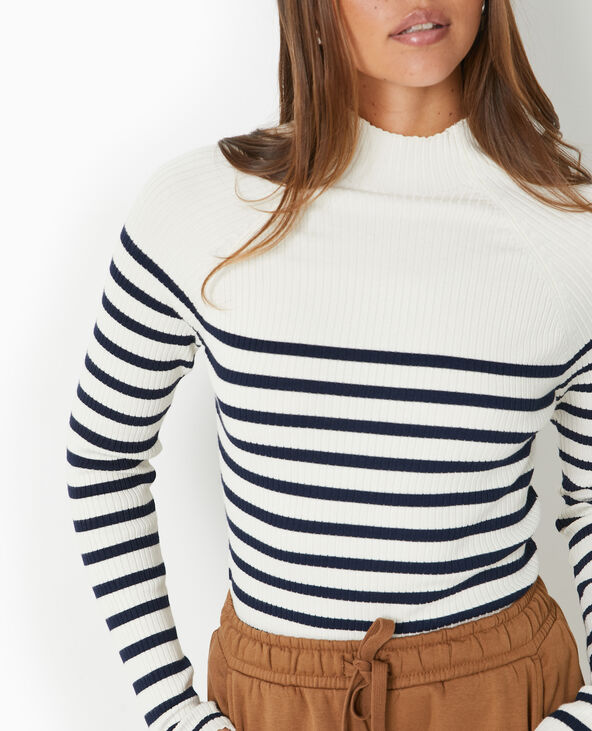 Pull fin rayé en maille côtelée col montant écru - Pimkie