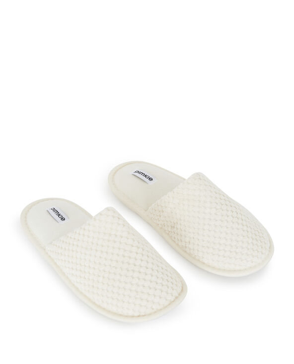 Paire de chaussons fourrure forme mules beige - Pimkie