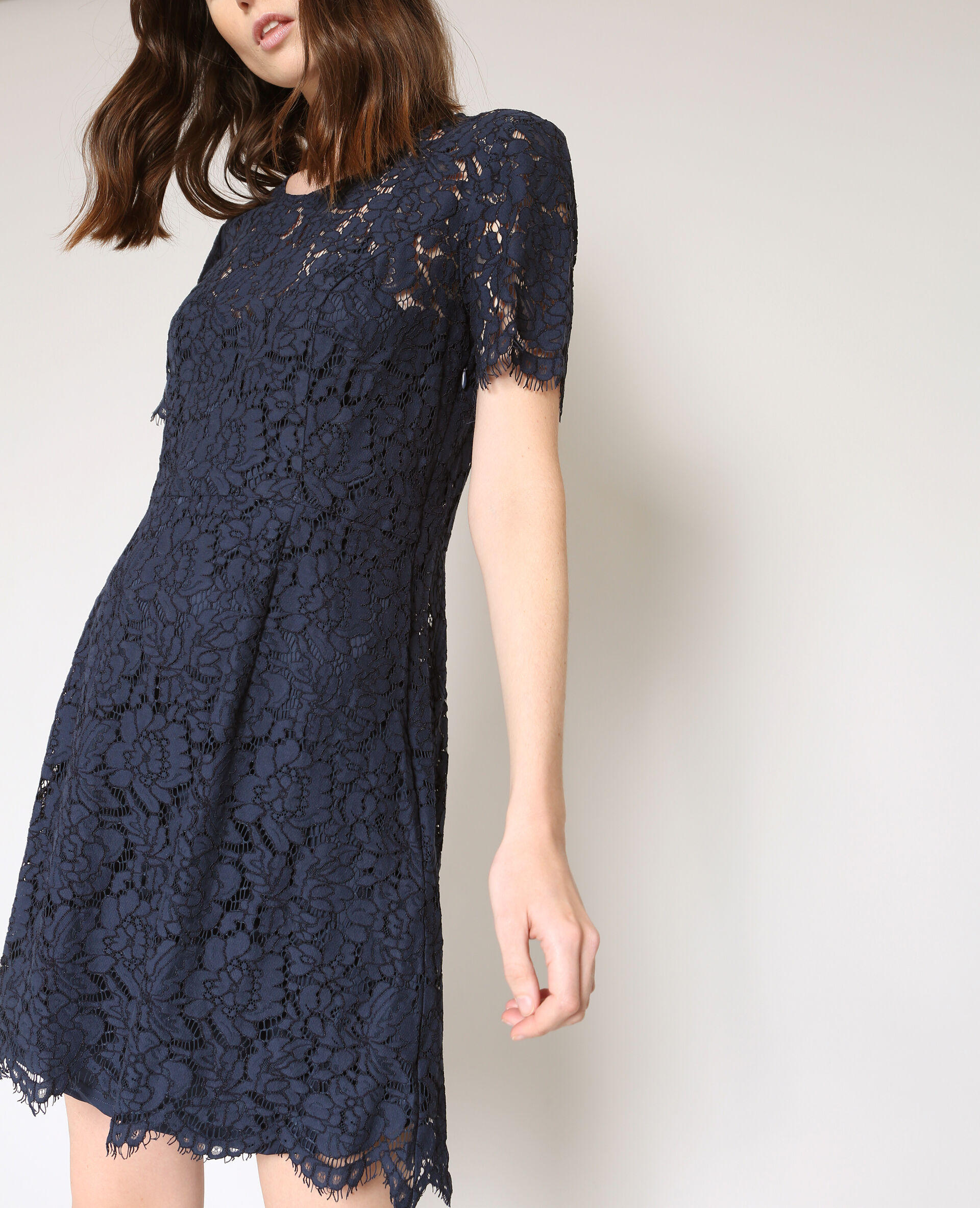robe bleu marine quelle chaussure