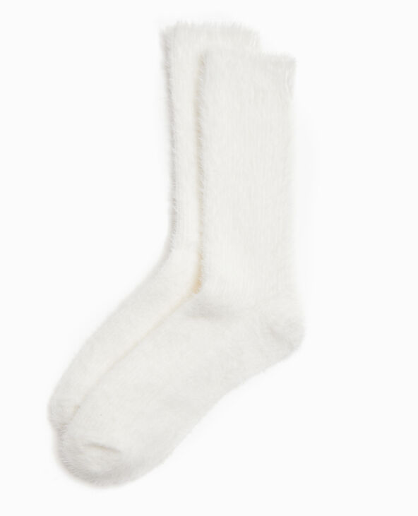 Paire de chaussettes en maille douce et poilue blanc - Pimkie